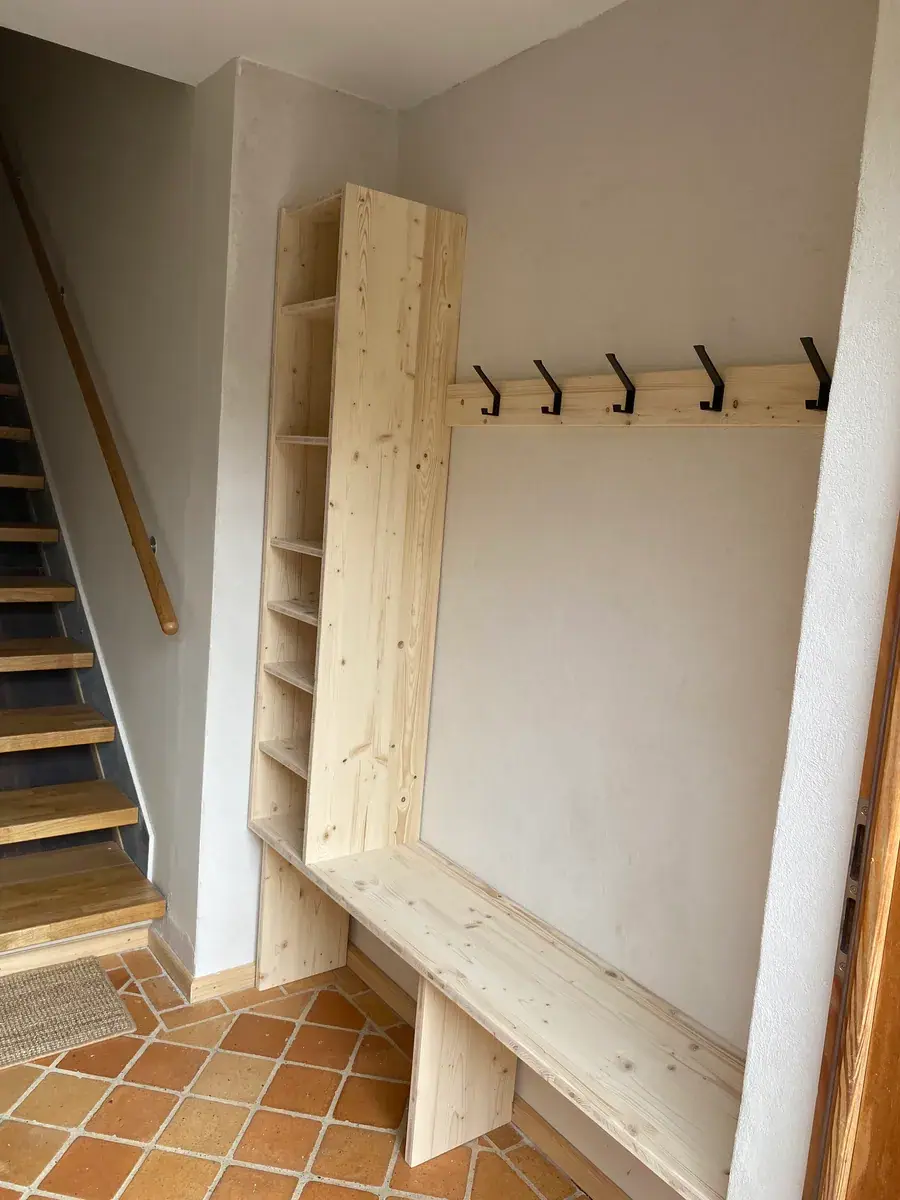 Agencement 3 plis épicéa, Agencement : réalisation Vallotton Menuiserie